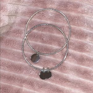 Set of two silver tone bangle bracelet